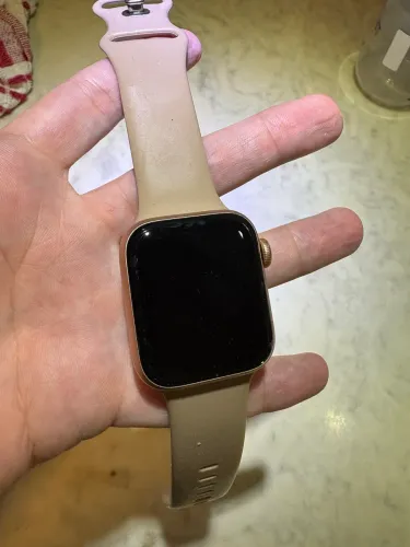 Apple Watch SE 40 mm Rose com pulseiras