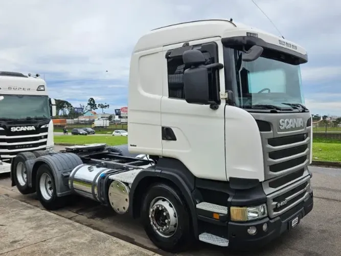 Scania R400 6x2 Ano 2015 Automático Ar Condicionado Cama Grande Tanque em alumínio polido
