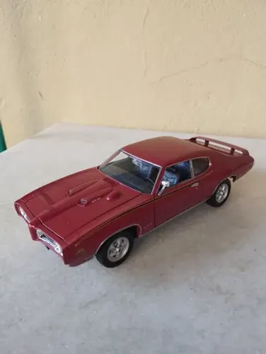Miniatura Pontiac GTO