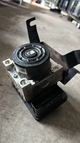 Módulo Abs Nissan Frontier 2.3 2017-2020 476605jl0c