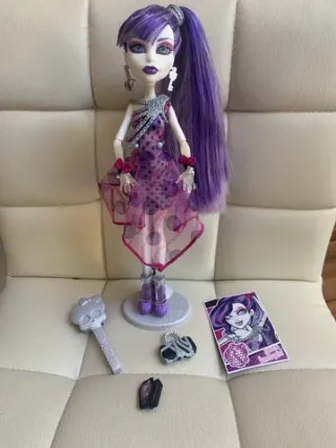 Monster High - Spectra Vondergeist - dot dead gorgeous doll