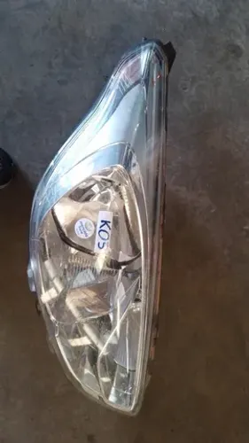 Farol Dianteiro Direito Original Ford Ka 2019 cromado QUEBRADO