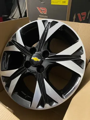 Jogo de rodas aro 15 4x100 chevrolet Onix NOVA!!!
