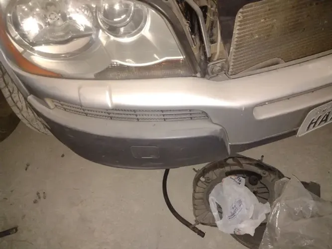 Para-choque dianteiro da volvo xc90 ano 2004