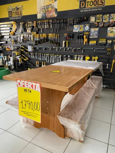 Mesa de Angelim para Churrasco 