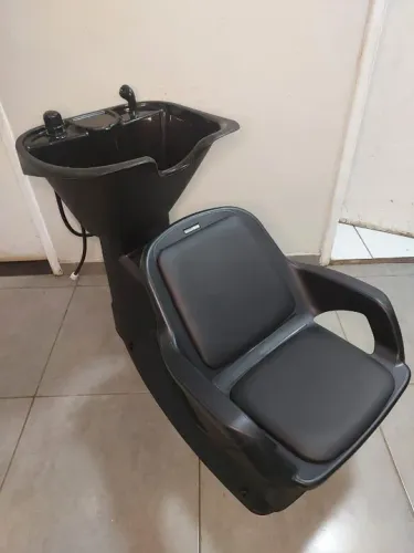 Lavatório Com Cuba Fixa Salão de beleza