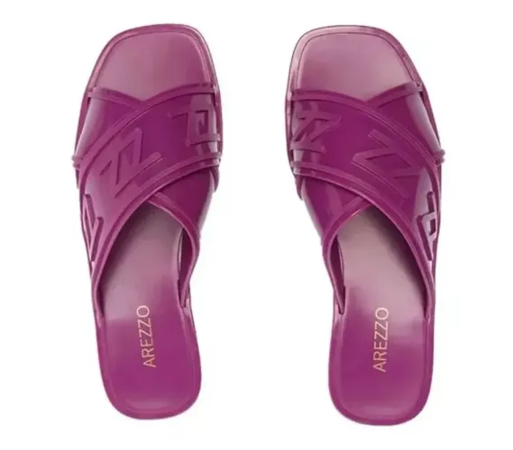 Sandália Rasteira Arezzo Roxa