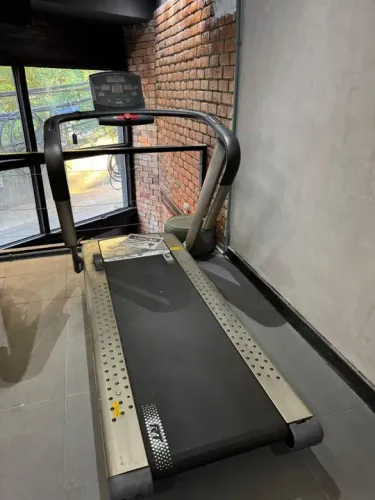 Esteira Elétrica E720 - Ótima para Treinar em Casa