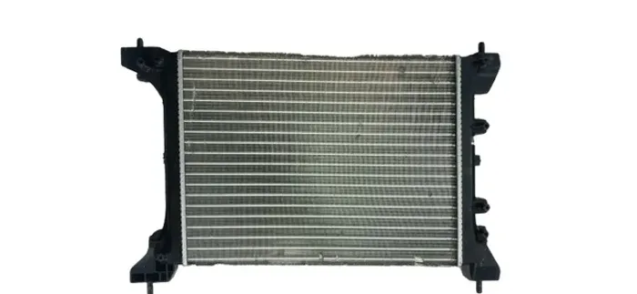Radiador Do Motor Fiorino Grand Siena Mobi 1.0 1.4 Denso