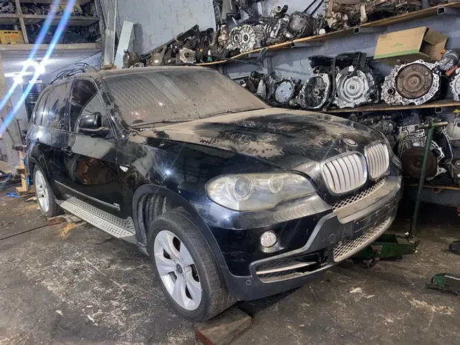 Sucata P/ retirada de peças BMW X5 2010