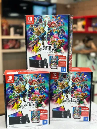 Console Nintendo Switch Oled + Super Smash Bros + 3 meses online 