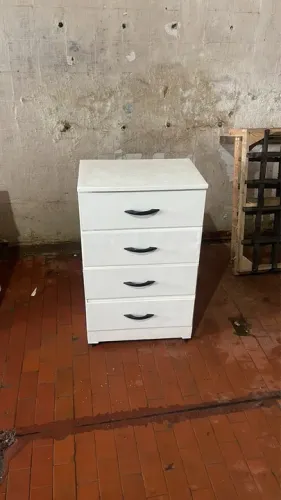 Cômoda simples super promoção 