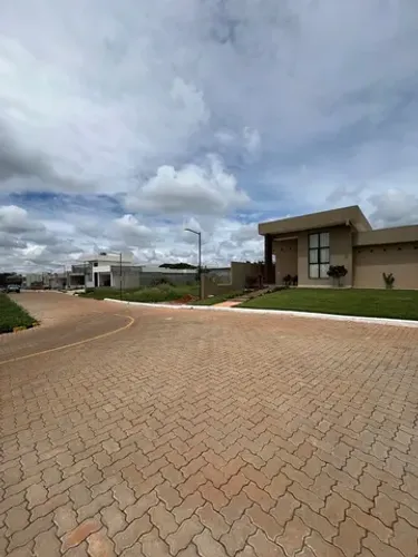 Vendo lote, Ponte Alta Norte, rua da Brasnica (Avenida JK)