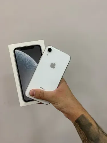 iPhone XR na caixa com garantia / levamos até você 