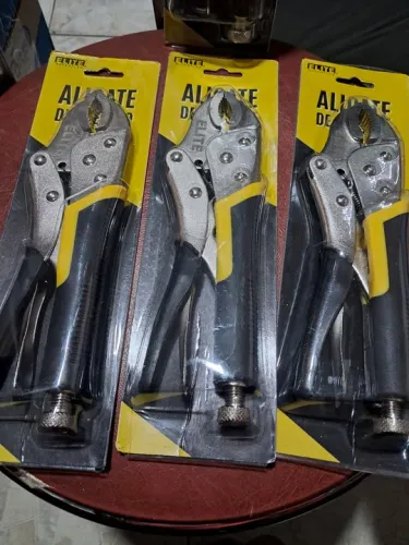 Alicate pressão 