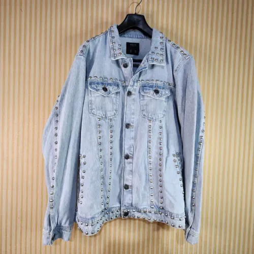 Jaqueta Jeans Azul Claro com Spikes | BlueSteel [Nova]