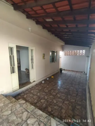 Jardim palmeiras casa Em Lote 300 M².Pre disposição 2 Alugueis.Aceita imóvel Rural..