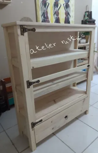 Armário de madeira para organizar sua casa