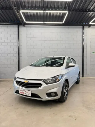 Chevrolet Onix Hatch LT 1.0 8V Flex Mec. 4P 2017