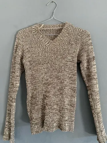 blusa lã marron e cinza  p seminova 