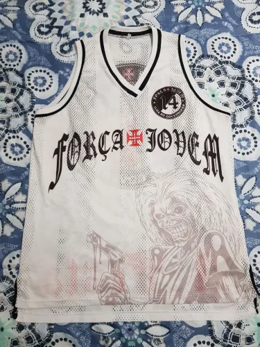 Camisa Força Jovem Vasco Iron Maiden (14° Família - Ilha do Governador)
