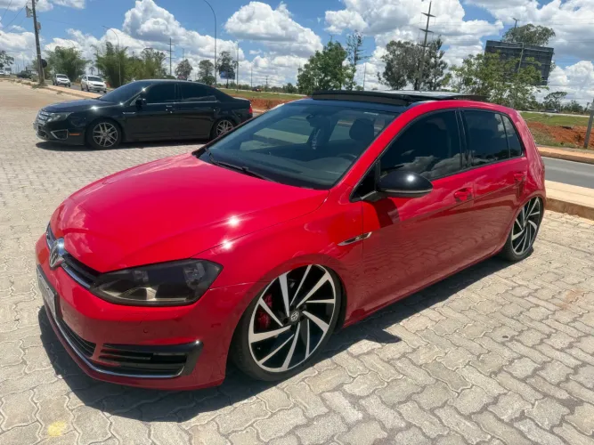 Volkswagen Golf Highline 1.4 TSI 140cv Mec. 2014