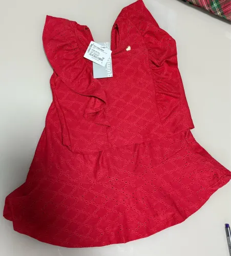 Conjunto vermelho TAM 06 novo
