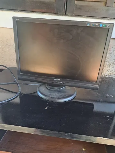 Monitor Philips 17 polegadas 