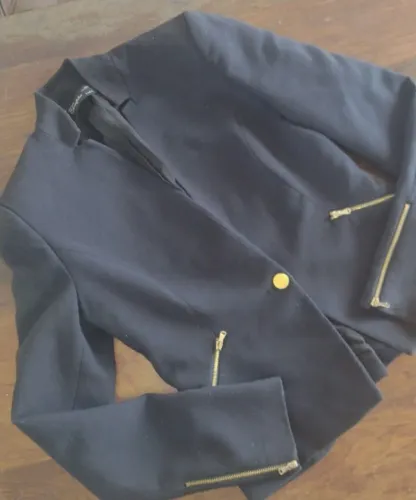 Blazer preto da ZARA muito fôfo!!!