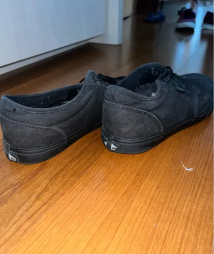 Tênis Vans Preto - Clássico e Confortável
