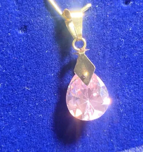 Pingente Gota Ouro 18 Kilates Peso 1.00 Grama Pedra Zircônia 10 mm