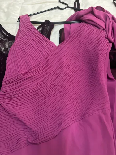 Vestidos de festa lilás, marsala.