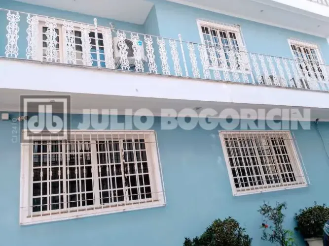 CASA EM CONDOMÍNIO FECHADO VARANDA 4 QUARTOS SENDO 2 SUÍTES TERRAÇO