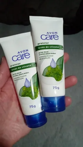 KIT 2 UNIDADES CREME PARA MAOS AVON CARE