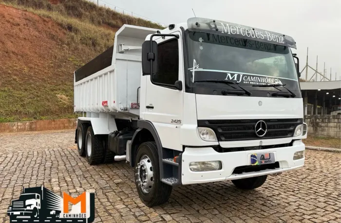 MB 2425 Caçamba Ano 2009