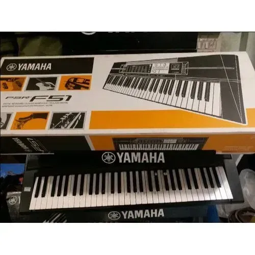 Teclado yamaha psr f51