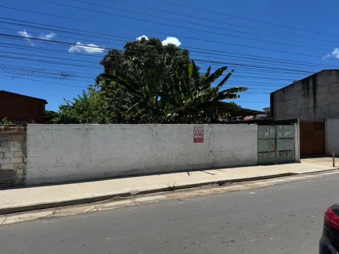 Terreno na Santa Lúcia