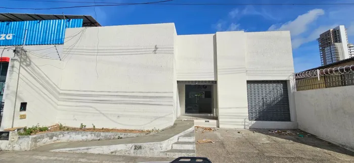 LOCAÇÃO - Ponto Comercial na Avenida Rodrigues Alves - Clínicas - Consultórios - Escritóri