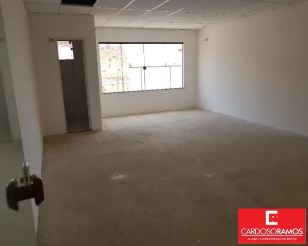 SALA / SALÃO COMERCIAL COMERCIAL em Salvador - BA, Sussuarana