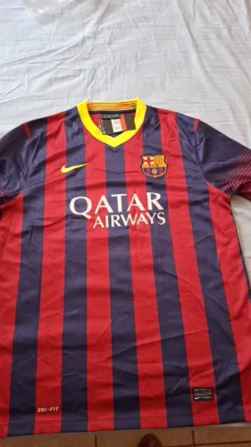 Camisa Barcelona assinada pelo Messi (camisa nova e com etiqueta, nunca usada!) 