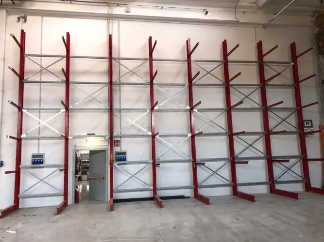 Cantilever - Guarde barras, vigas e chapas