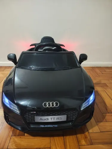 Carro elétrico infantil 