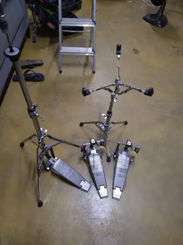 Ferragens Yamaha 8000 Pedal/Hi-Hat/estante de caixa.