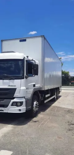 Atego 2426 Baú Seco 2015