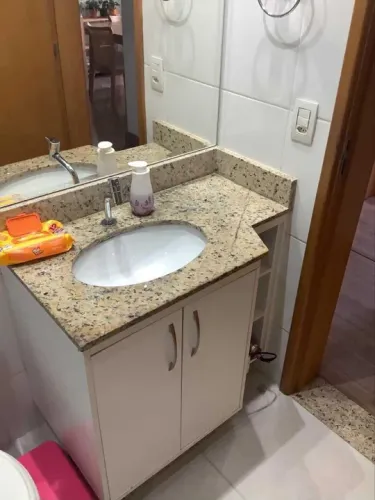 Cuba  + pedra de banheiro  