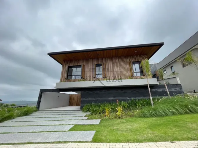 Casa em Condomínio - Condomínio Reserva do Paratehy - Reserva do Paratehy Sul - 4 Dormitór
