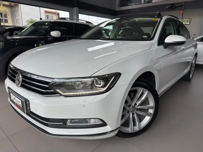 Volkswagen Passat Highline 2.0 TSI 220cv Tip. 2018