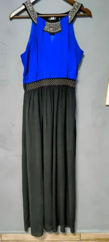 Vestido Longo com Pedras na gola cintura alta azul e preto/ usado