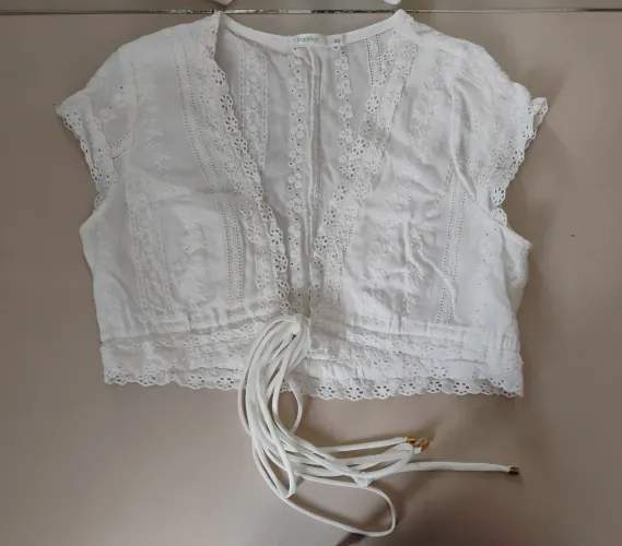 Cropped laise