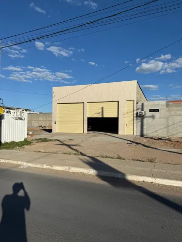 Alugo galpão com 2 banheiros lot. Recife